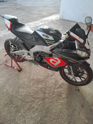 Aprilia rs4 100 fast