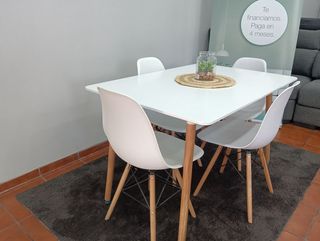 Mesa comedor y 4 sillas, oferta!!