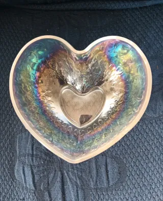 Ciotola cuore in vetro sfaccettato Nuova