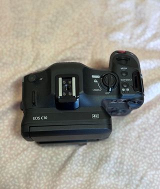 Canon cine C70 RF