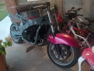 Despiece completo Kawasaki ZZR1100 (despiece). R11