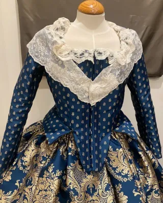 Traje de Fallera