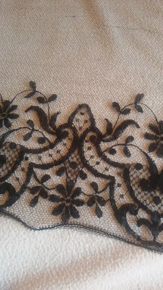 Mantilla Velo Tul Negro Encaje