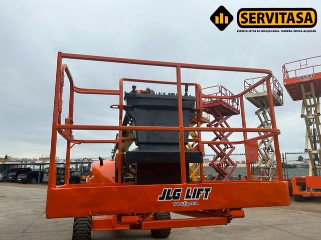 BRAZO ARTICULADO DIÉSEL JLG 18 METROS