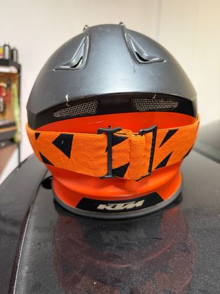 Casco Enduro KTM con Gafas Naranja