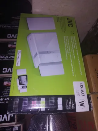 Base JVC UX-VJ3 para iPad/iPhone/iPod