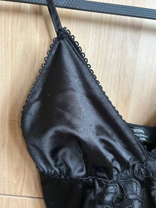 Top Bershka Negro Encaje Talla XS