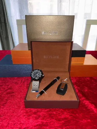 Set de Regalo Skyline: Reloj, Bolígrafo y Llavero