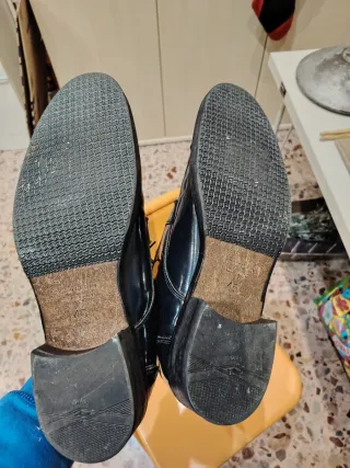 Completo elegante uomo blu