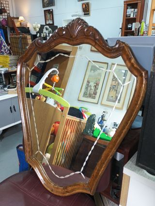 Espejo estilo cornucopia – marco tallado vintage