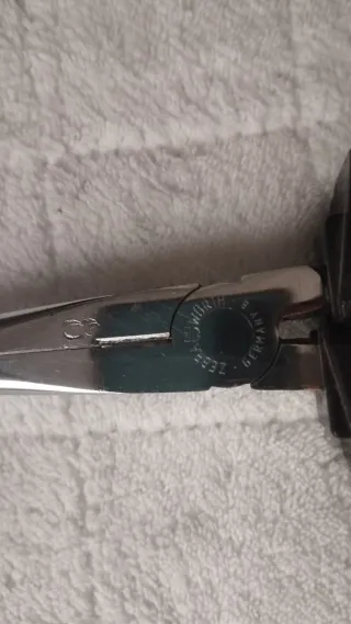 Alicates punta larga WURTH