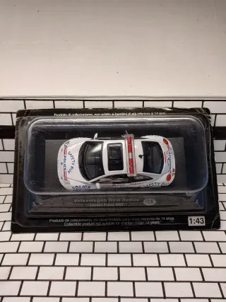Modellino Volkswagen New Beetle Police 1:43