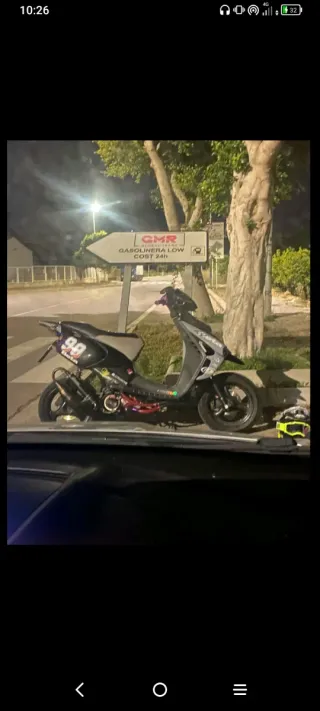 Beta Ark 49cc Scooter vendo o cambio