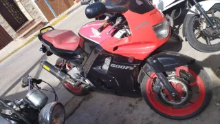 Honda CBR 600 F2 Negra/Roja