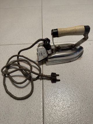 2 Planchas Antiguas vintage Ufesa