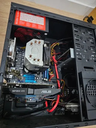 Torre completa di computer in vendita