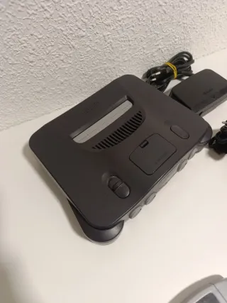 Consola Nintendo 64 Negra + Mario y Zelda