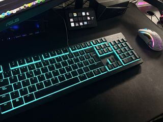 Teclado Gaming Razer Ornata V3 X RGB