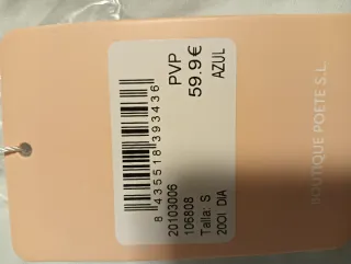 Blusa denim con volantes y encaje