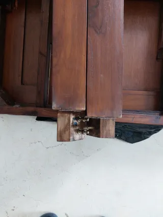 mesa y 6 sillas URGE VENTA