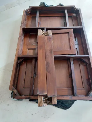 mesa y 6 sillas URGE VENTA