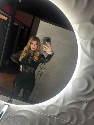 Mono de encaje negro