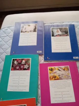 5 revistas de coleción de punto de cruz,1€cada una