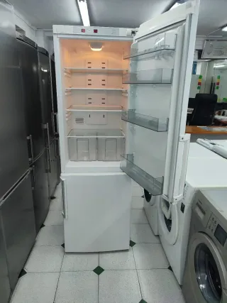 Nevera combi marca Corberó 185/60cm con garantía