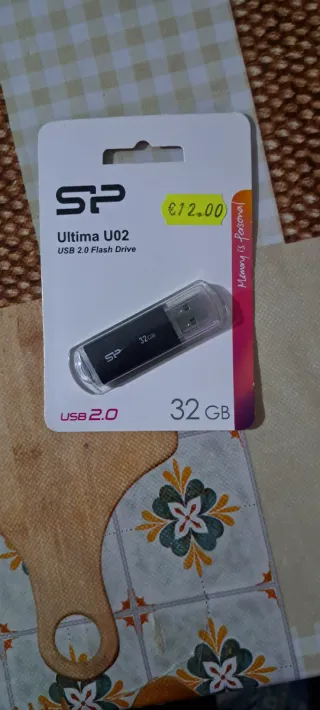 SP Ultima U02 USB 2.0 Flash Drive 32GB