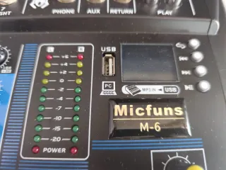 Mesa Mezcladora Profesional 6/7 Canales ecualisado