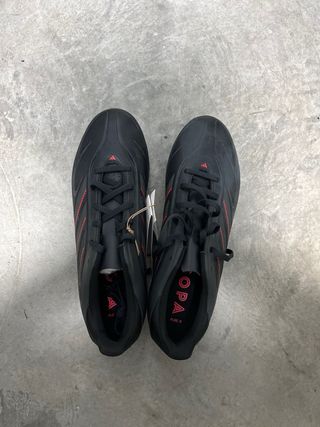 Botas de fútbol Adidas Negras talla 42