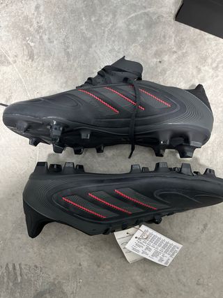 Botas de fútbol Adidas Negras talla 42