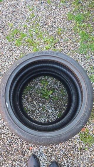 Neumáticos 225/40 R19 93y