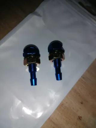 Bicos de Esguicho Azul Novos