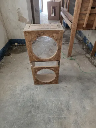 Cajón para equipo de música