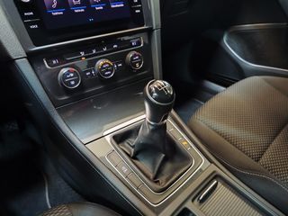 Volkswagen Golf 1.6 tdi