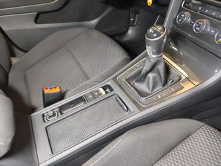 Volkswagen Golf 1.6 tdi