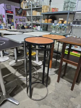 Mesas Altas Metálicas