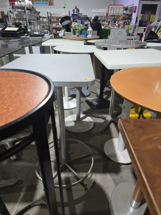 Mesas Altas Metálicas