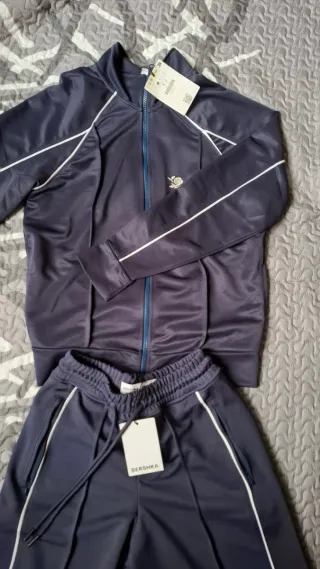 Chándal Bershka azul