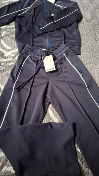 Chándal Bershka azul