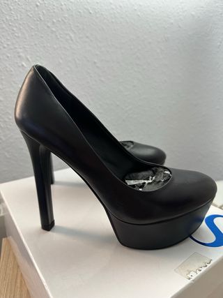 Zapatos Guess Tacón Plataforma Negros