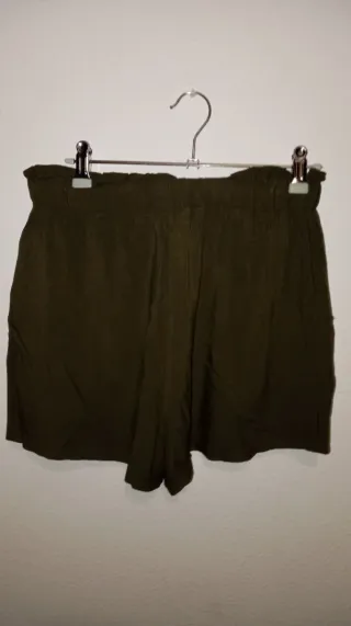 Pantalones cortos verdes de cintura alta