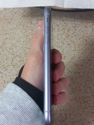 iPhone 11 64GB Morado