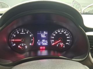 Kia Stonic 1.2 DPi 62kW (84CV) Concept