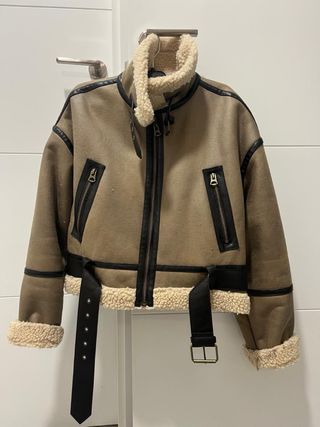 Chaqueta Zara efecto piel cuello borrego -1 puesta