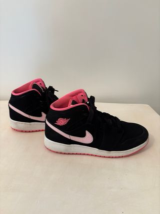 Nike Air Jordan 1 Mid Nero/Rosa