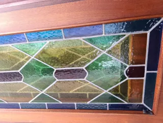 Puerta vidriera emplomada