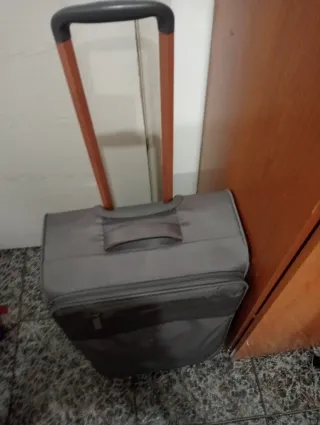 Agarradera extensible doble. Agarre lateral cómodo