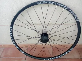 Llanta nueva 27.5 delantera QR10 Shimano Ghost